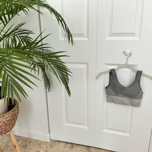 Astoria activewear energy sport crop in charcoal/grey size small